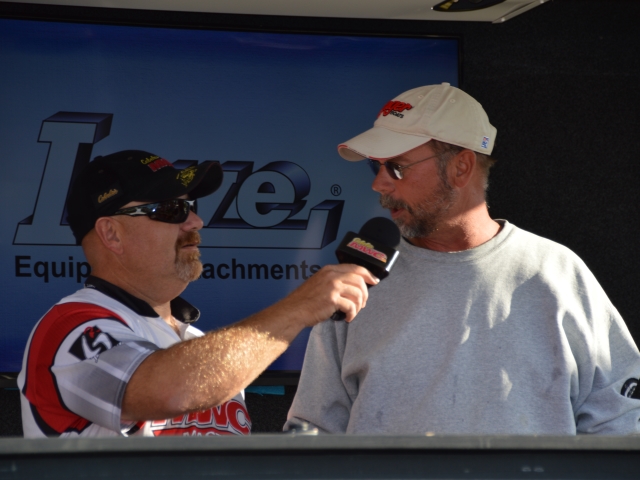 0C9535F9-1C02-48A6-937A-38F912764942