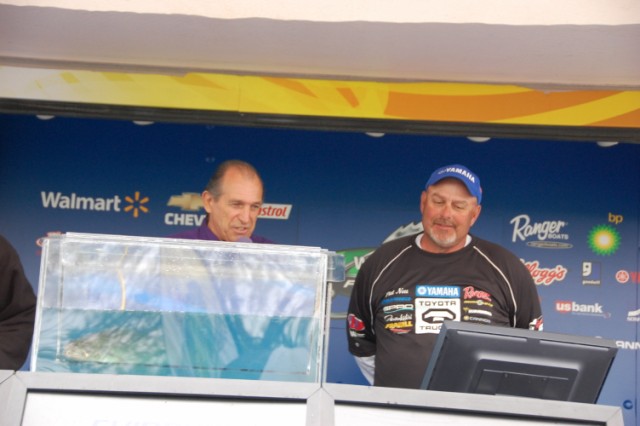 0CA7AB1D-3DF8-4929-AC4B-521CB9DC1284