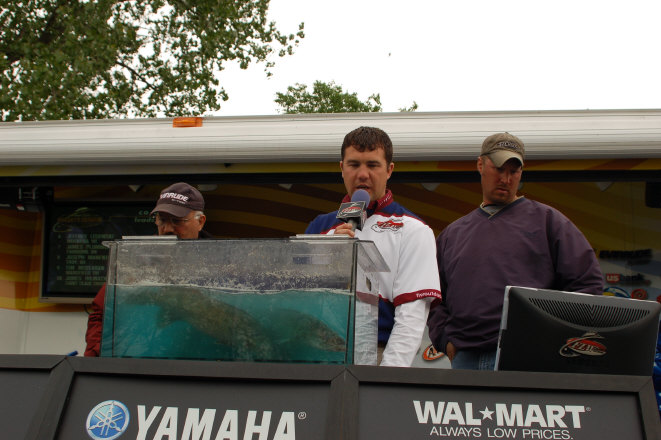 0CC55DAC-18F3-4385-BA7E-567F89C884E7