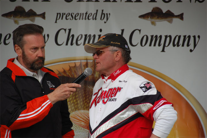 0CDBCE9B-F733-4A23-942B-07B5FD2EE5FA