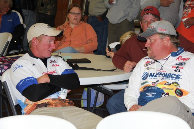 0CDDB5BD-9EE2-4D6D-BA1F-A9A3C4478D03