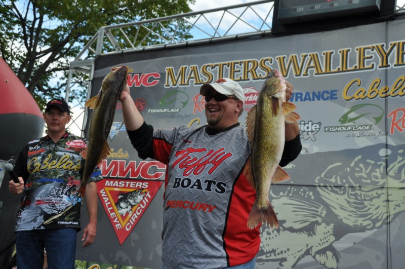 0CEB1C64-AA13-46D7-8947-AAA5170FB95A