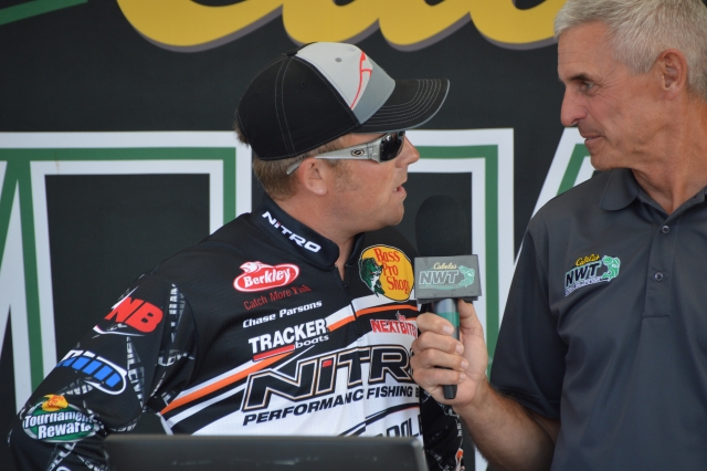 0CF088D2-72D7-45C6-8677-CD447727D00B