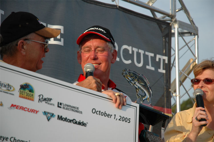 0D0DA3A9-3E92-4A7E-8B02-C6F5BFCBF13C