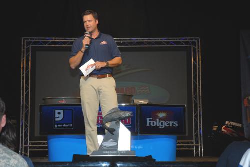 0D2AC4F8-4218-458B-B5F1-B4A2247CC2FF