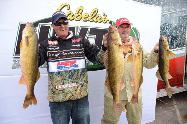 0D3A2CD5-4E72-4582-AC93-E297224A4D1D