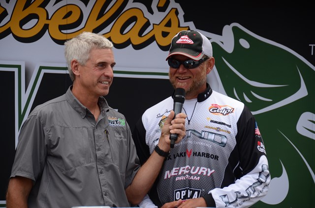 0D46BA77-4BC3-4EC8-AA20-903E01F375D2