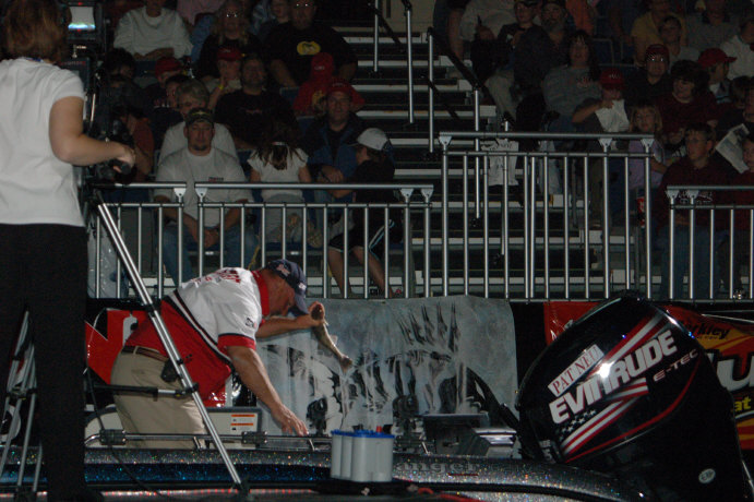 0D5F45A8-63E7-4CB6-BDFC-317FBA4EB409