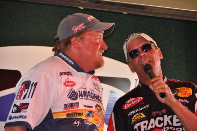 0D6EA166-46A7-4019-917B-6BB6AC88FBAE