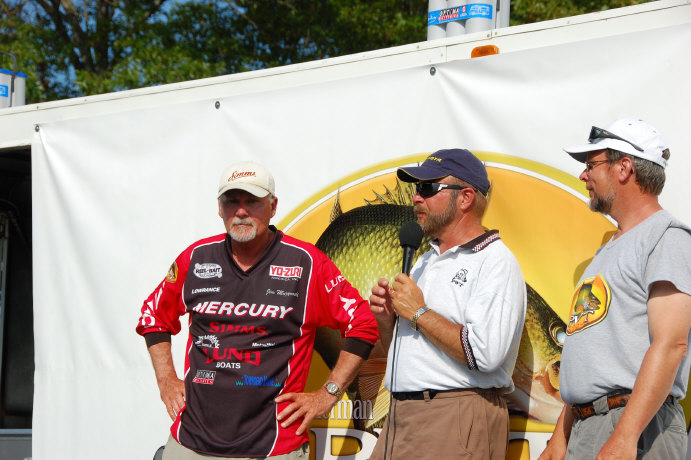 0DAE442C-A747-4942-9D57-85AD4BDCDD17