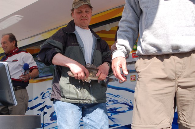 0DD165D6-40A8-4DD7-8483-011094FD1A34