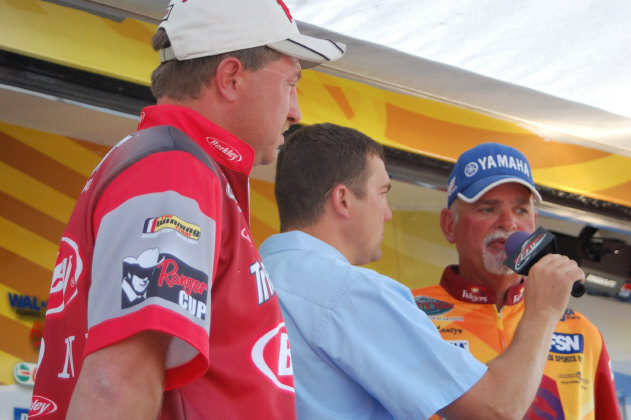 0DEB11E9-0DBC-4D2A-8DB2-5AC012B355A0