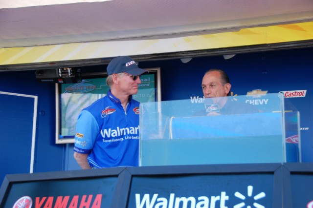 0E3E6C0B-8D6B-4B3B-9752-E22BD3FDD1A7