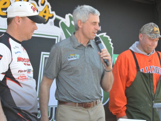 0E53CF9B-814D-4C37-84EC-6AF9C3322984