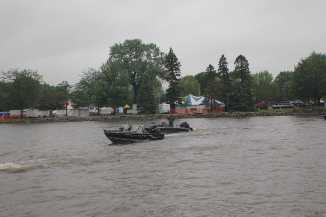 0E651493-F7CA-4646-A2AA-143673FC36C5