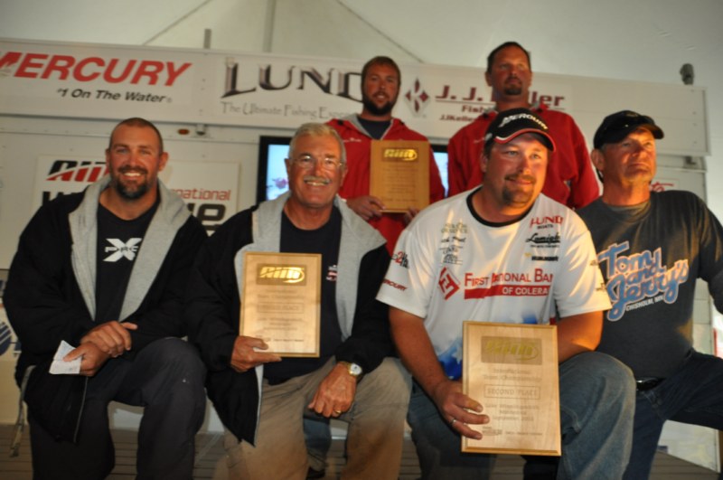 0E7B9752-01C0-4CE5-B878-DC2A19D3D46A