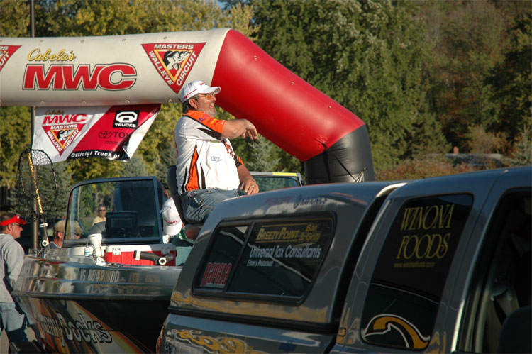 0E952135-A93C-459B-BA7D-54CCF5A0472F