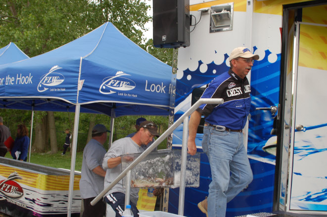 0EAA06A6-2770-4E14-8081-F67B23BCE565