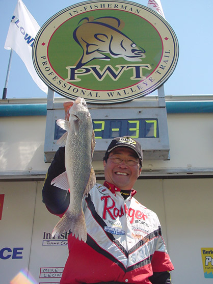 0EBDACAD-1AB4-4740-8438-2AA50F2619A5