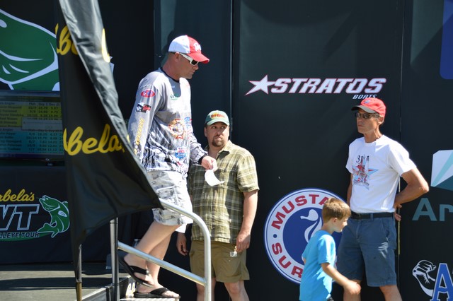 0EC9D2E5-5B64-497F-A38C-C25B62209FA1