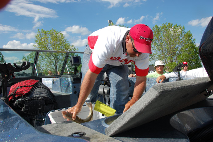 0EE641C3-E080-4B45-A4DF-B199D7BD5AA9