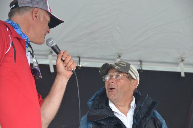 0EE95A9D-3FC7-46F6-A2EC-341C95571D2C