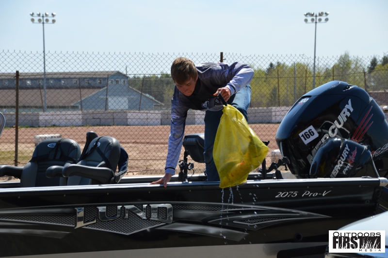 0EF9E0DA-FC8A-4F81-90C6-28F13F7DE22C