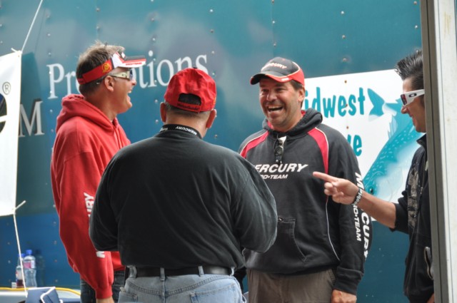 0F0C2DA7-B40E-411C-A4FC-5F1A683F1E0F