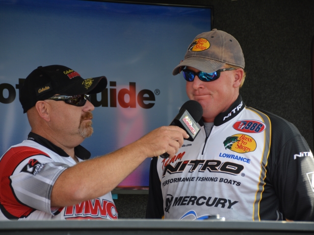 0F83011E-C13A-4A3A-A458-6A6F348EF84D