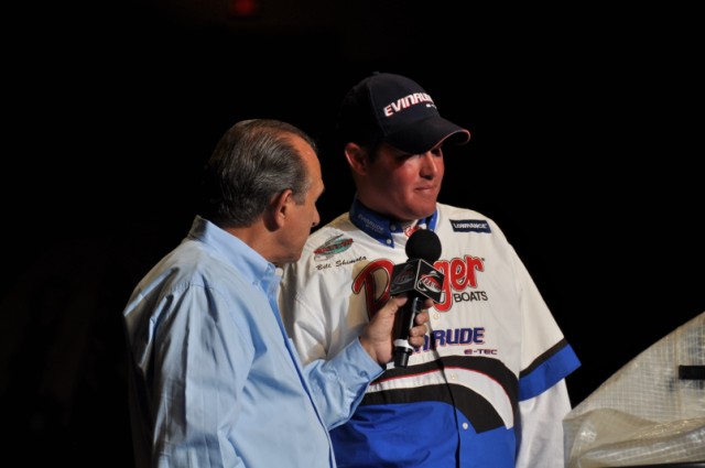 0F851EEF-4312-4F79-855A-A21CDBAE1AF1