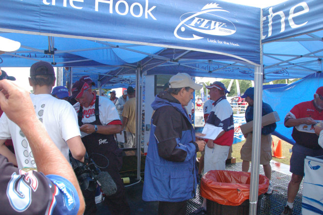 0FFC5578-5B82-46C1-AA4F-140EC30BF80F