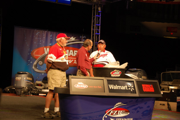 CA5FD27D-05E8-4C74-970C-8407D5EFDA13