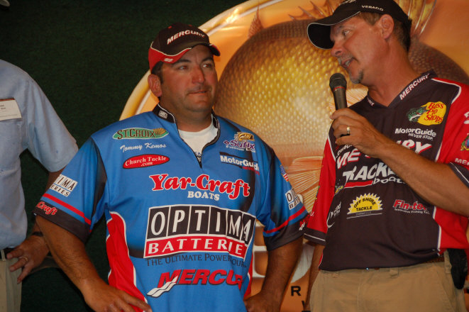 9A2D90FA-0CA8-4E0F-ABA3-16AD686B57AB