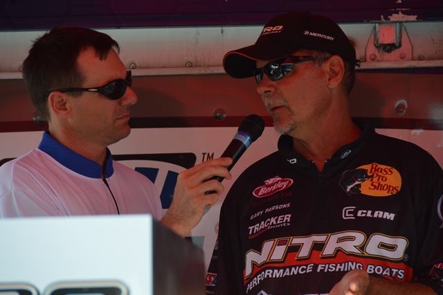 101D57A2-F0C1-40A2-84C9-7BAF6229D294