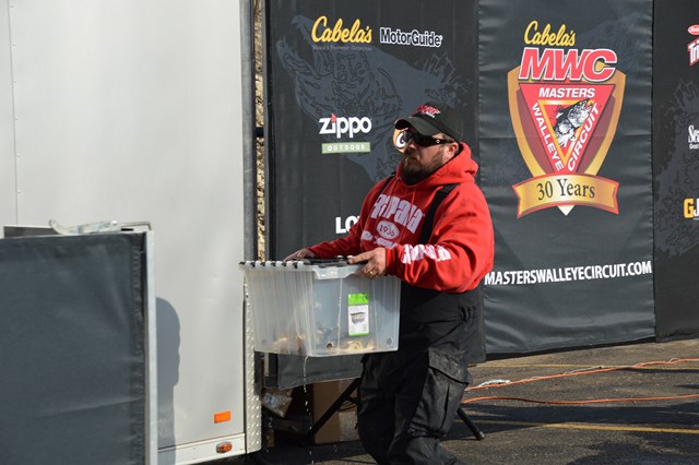 103CD46B-EEE9-4AE4-9406-2FB33C1D1DFB