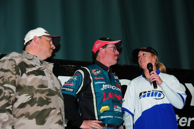 1045A38C-F1AE-4738-AC36-0726D464A74A