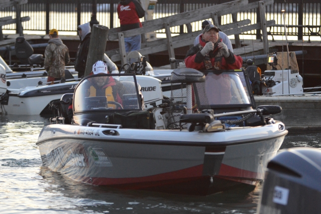 104958DD-8173-4BBD-887D-97B9DC2AA62A