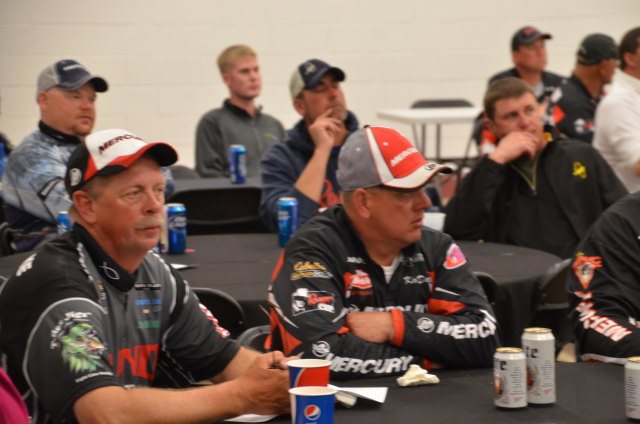 10680A98-D193-40F7-8881-94212A7F9957