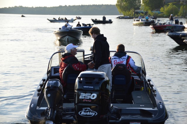 10926A43-064D-43E1-8EC1-039DA64459C9