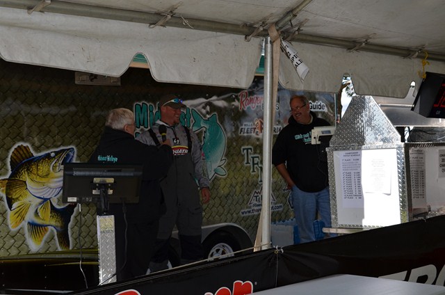 10BC9FF4-DD07-4F95-A31B-CB87C0EF1091