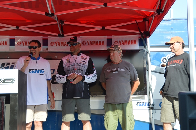 10DAC443-A3AF-4923-A5C5-9BAF692CA787