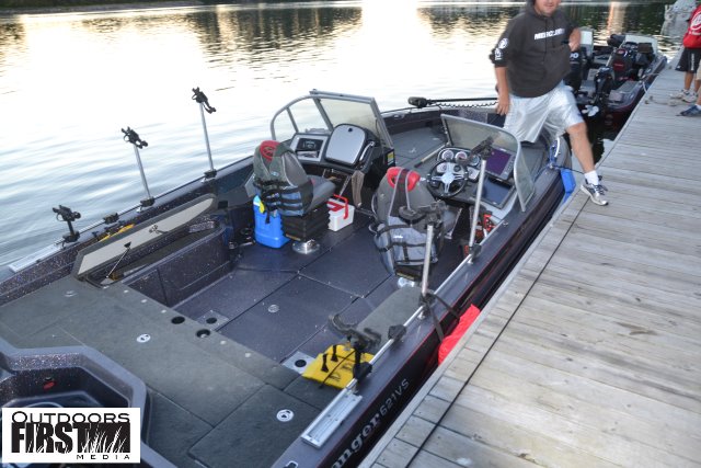 10E275C3-4579-434B-9E83-CD6BE4A7FE0E