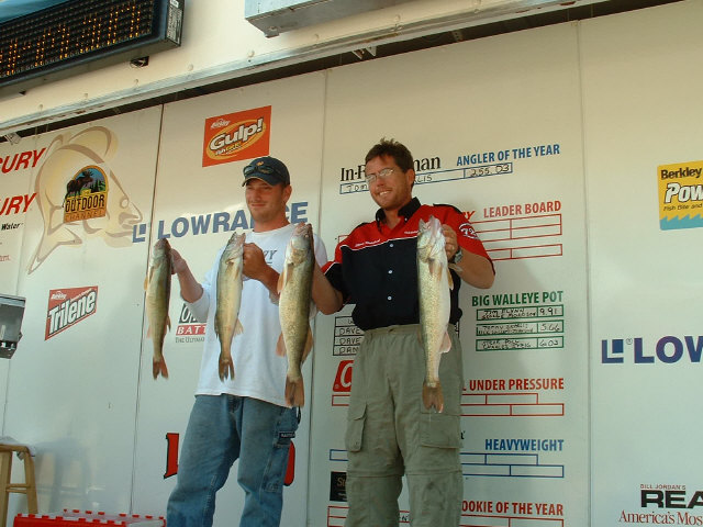 10EF2970-AE9C-4109-A1DF-D257060BF4CC