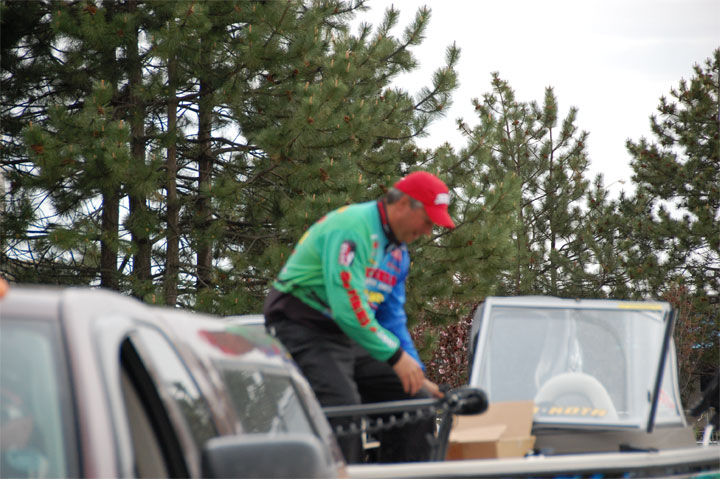 10EFA2CB-65A9-40F9-8E07-8A33205EE40D