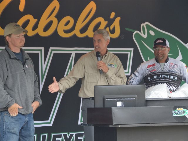 1104025A-5E4A-4896-8ABE-AD346E7E6820