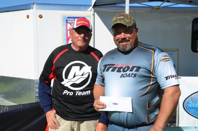 1105ACA4-6BC2-4CA7-8E4E-68EE3BA1C795