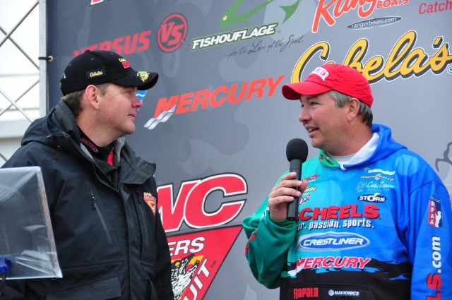 1105FF2A-7BBA-4362-8588-267D033C2BE4