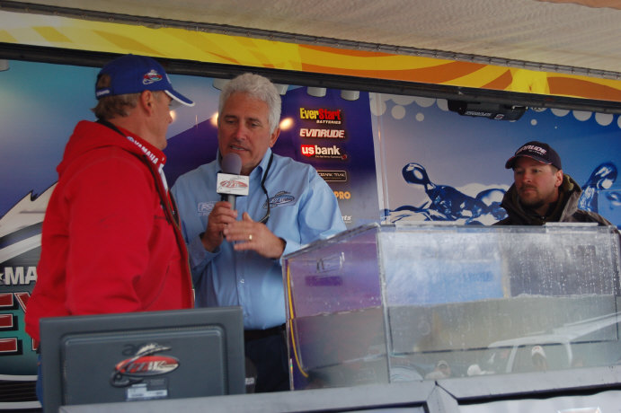 1117748E-1082-4AB8-99ED-150633ED4747