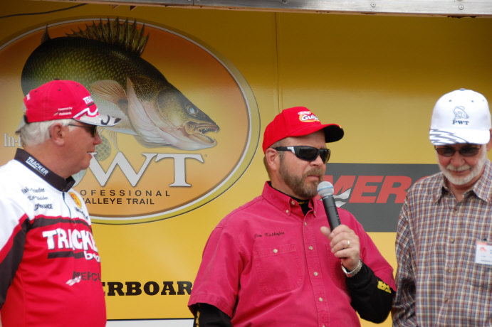 1117C1B2-0F95-40C2-92A4-403DA2A0C95E