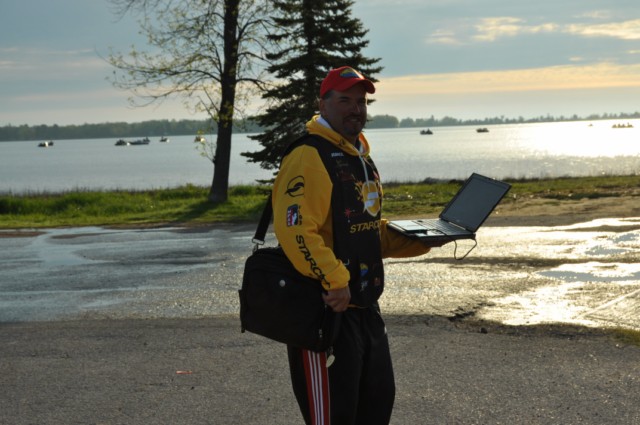 11695B9A-A38D-4495-8A5C-3C91945D63EA